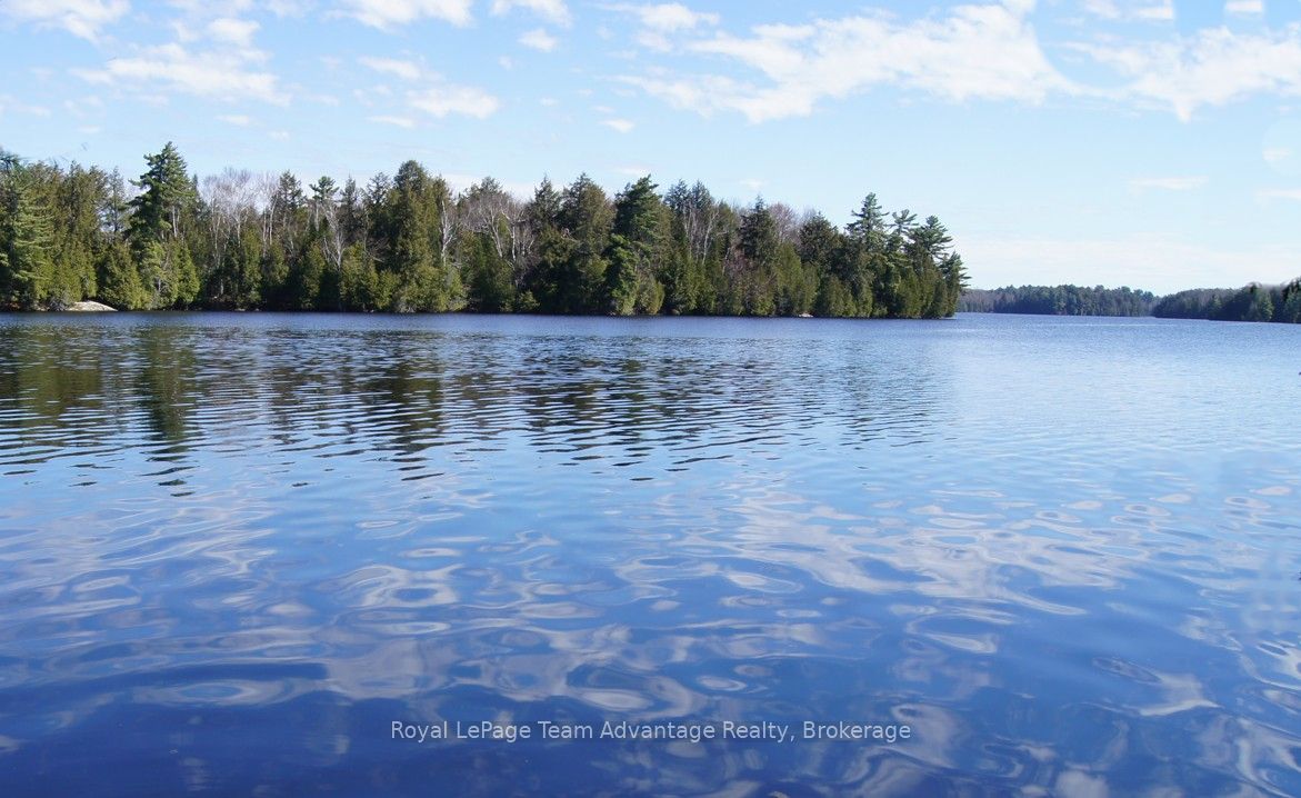 25 Peninsula Shore Road E, Mcdougall, ON, P2A 2W9