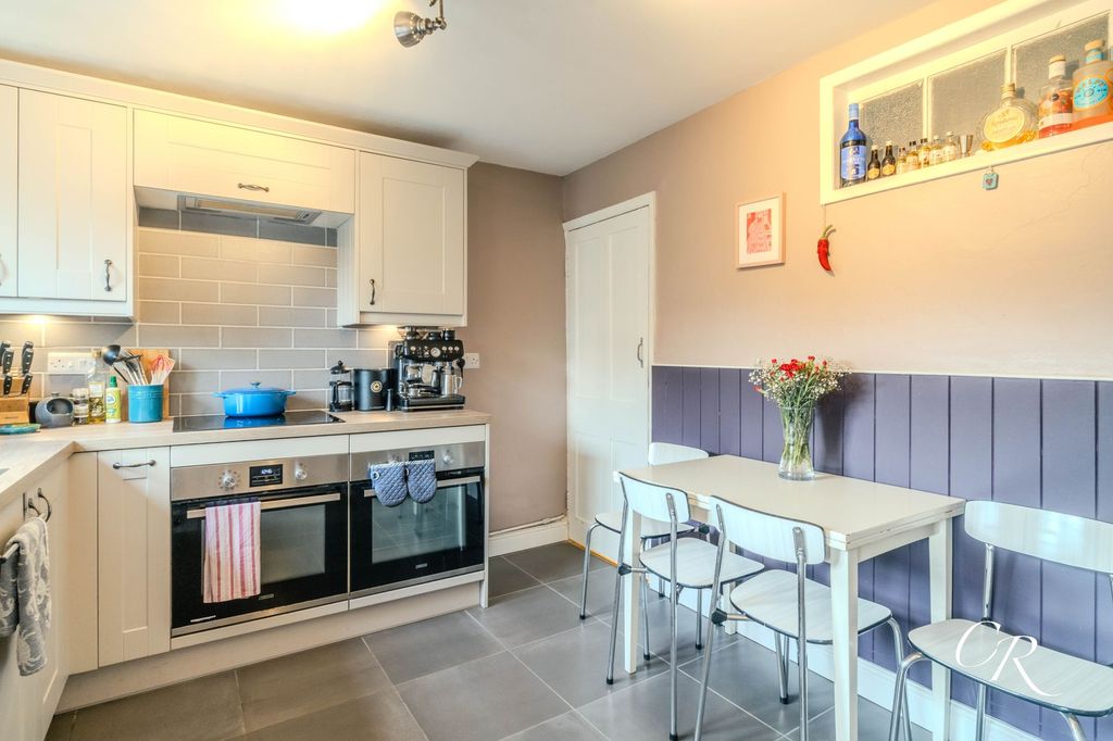 Additional image 6 of 2 bed terraced house for saleOld Millbrook Terrace, Cheltenham GL50