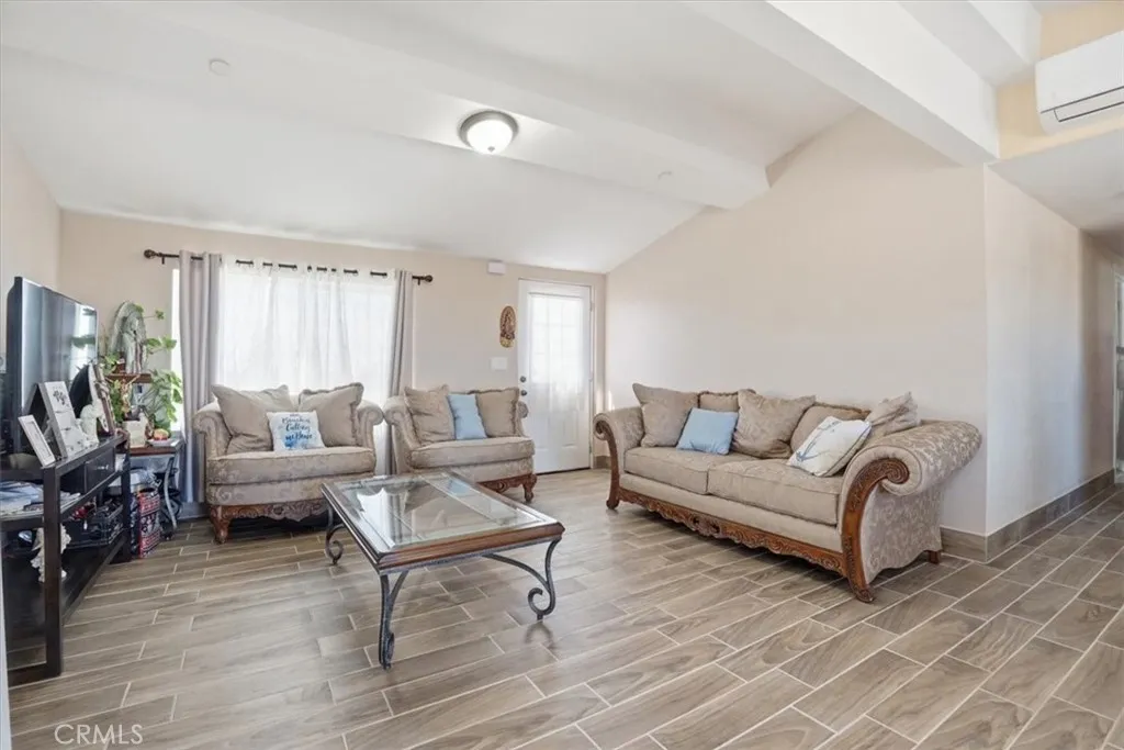 Additional image 4 of 12601 Nandina Rd, Phelan, CA 92371