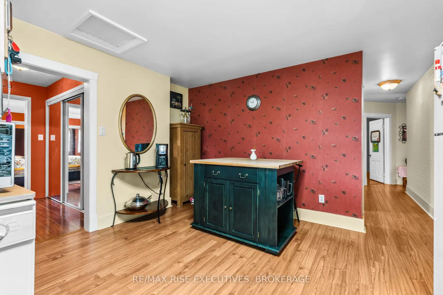 Additional image 6 of 204 R33