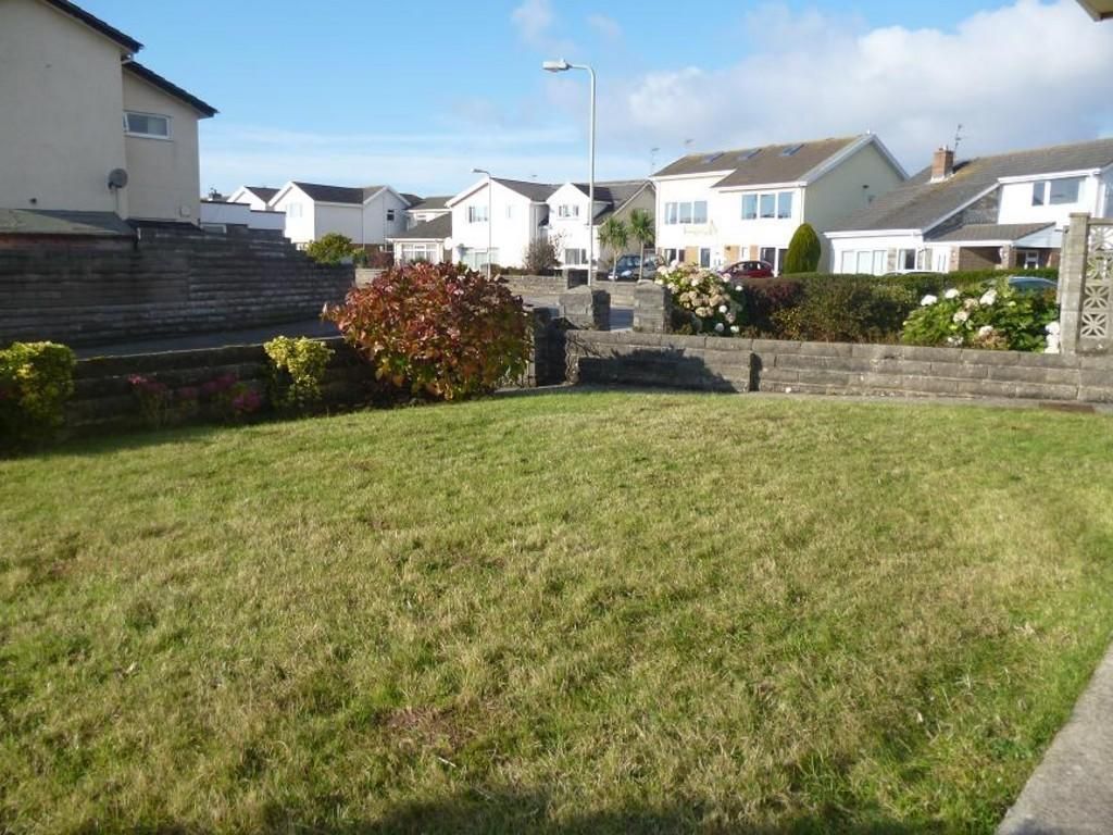 Additional image 2 of 2 bed flat for saleRest Bay Close, Rest Bay, Porthcawl CF36
