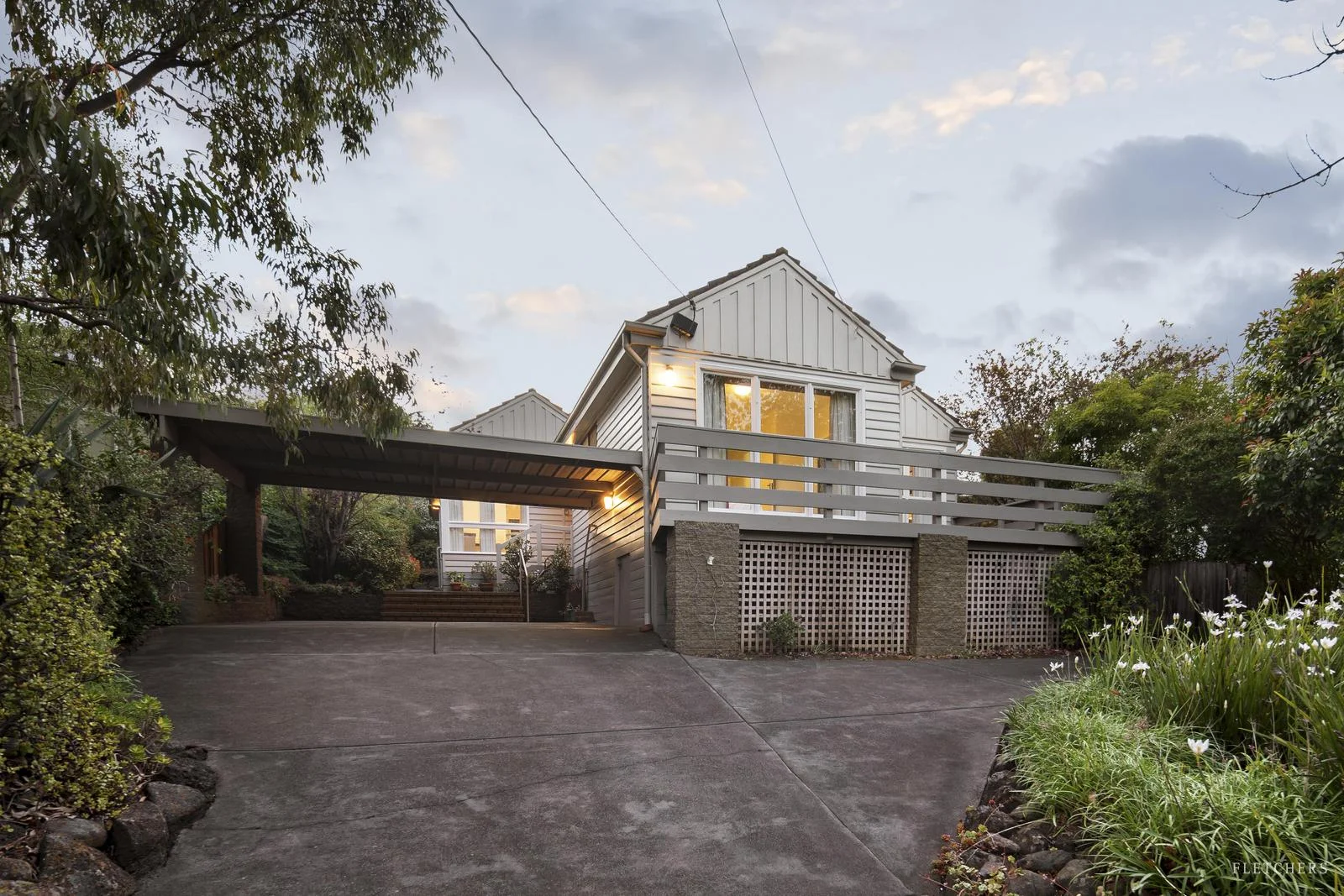 15 Grandview Road, Box Hill South VIC 3128
