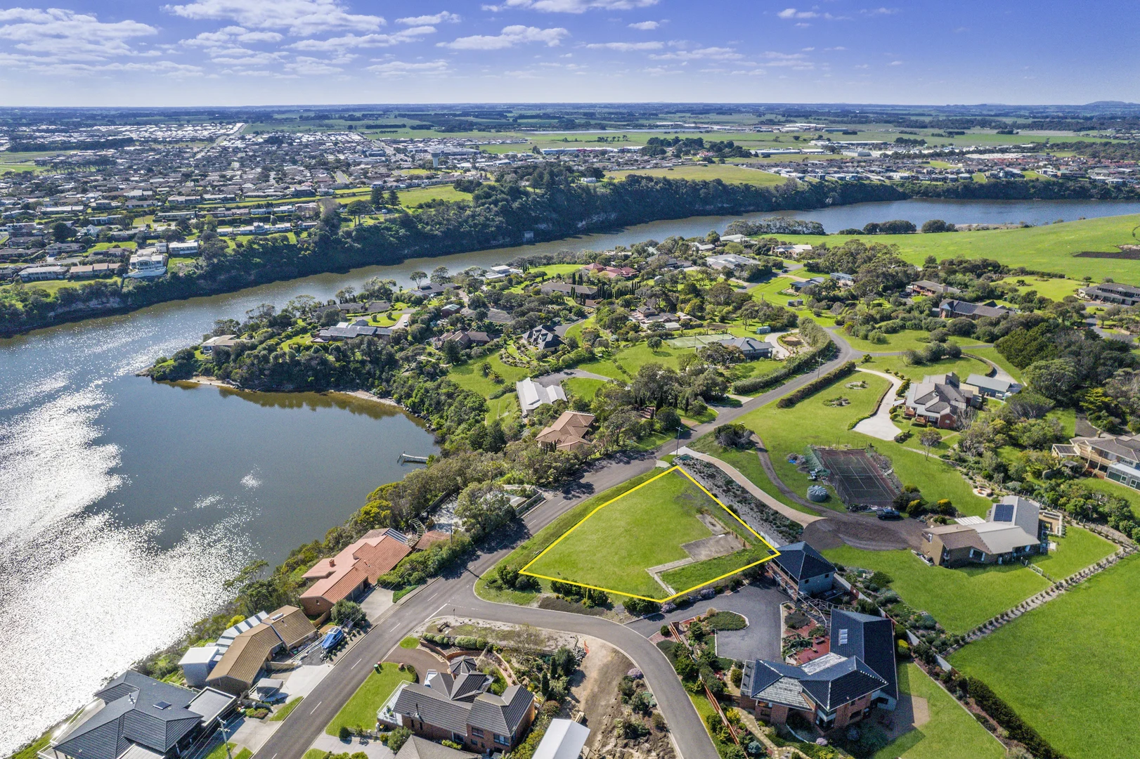 Additional image 2 of 34 Riverview Terrace, Warrnambool VIC 3280