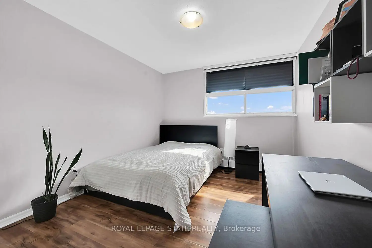 Additional image 14 of 15 Albright Road 811