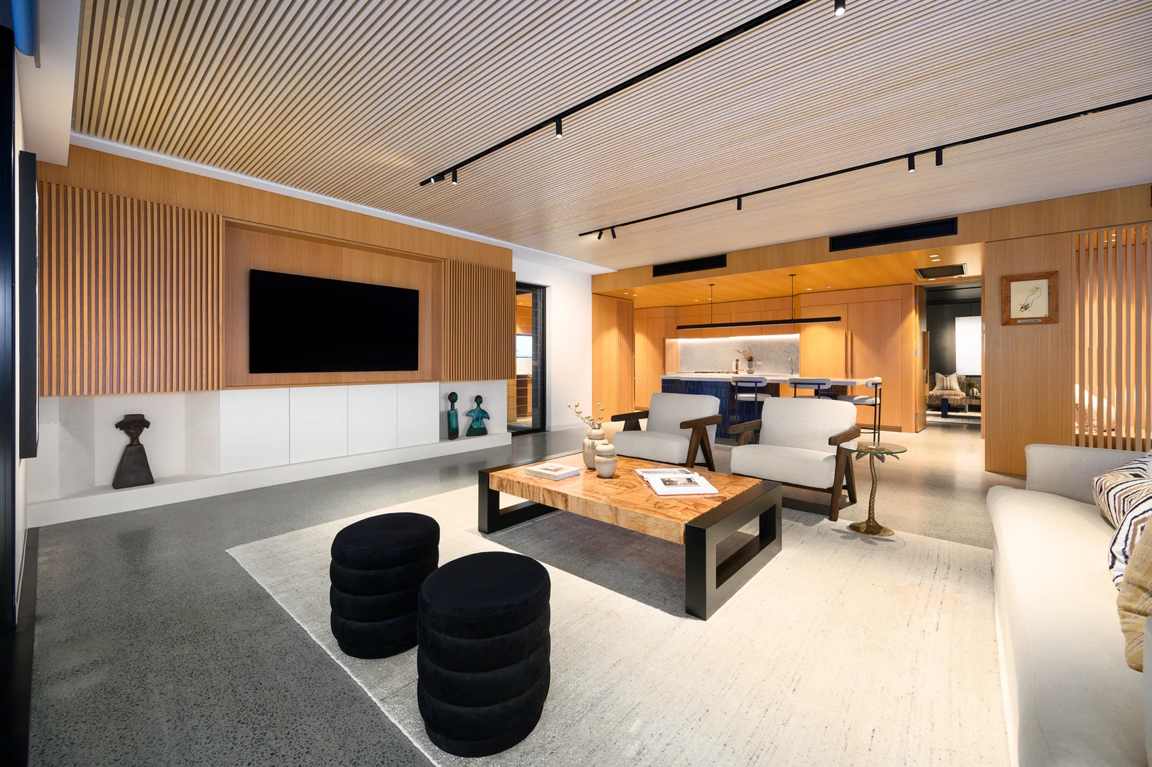 Additional image 10 of 2/2 Paradise Parade, Paradise Point QLD 4216