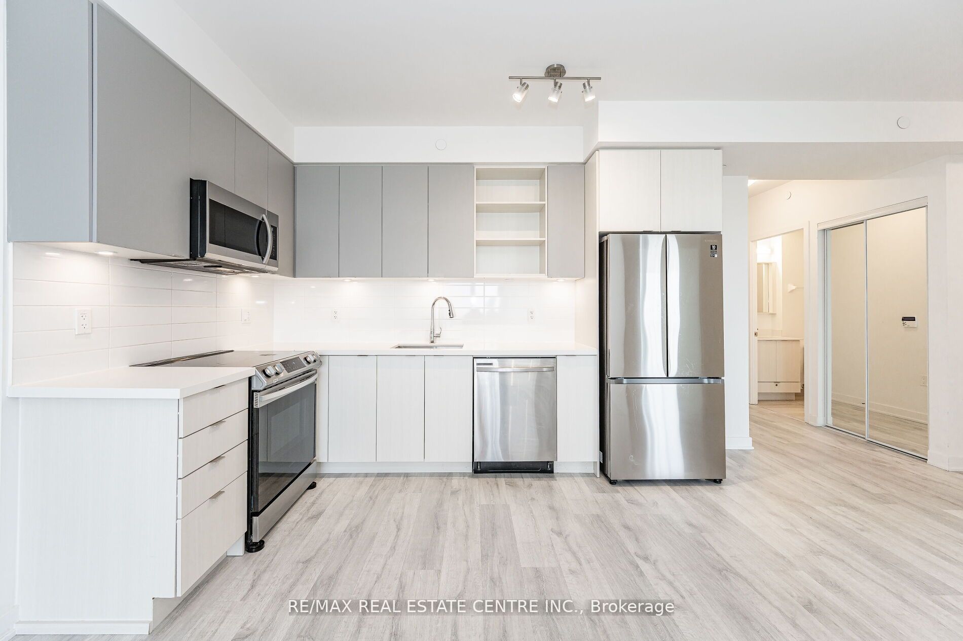 Additional image 6 of 602B-4655 Metcalfe Avenue, Mississauga, ON, L5M 0Z7