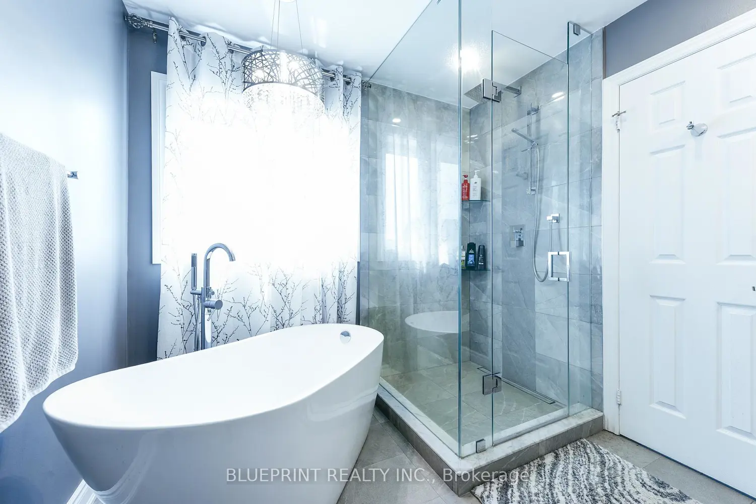 Additional image 9 of 812 Knotty Pine Grove