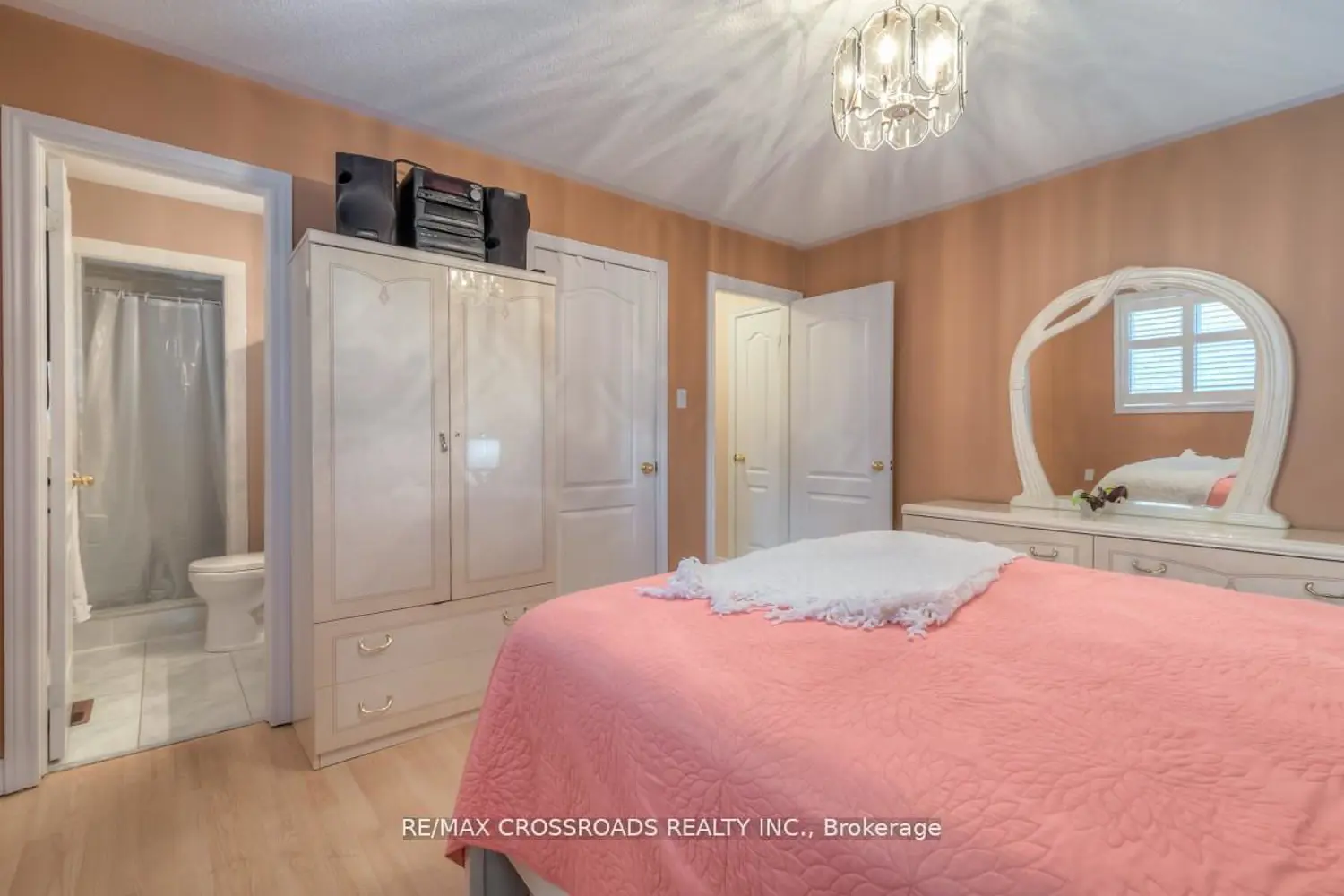 Additional image 14 of 26 Lurosa Crescent