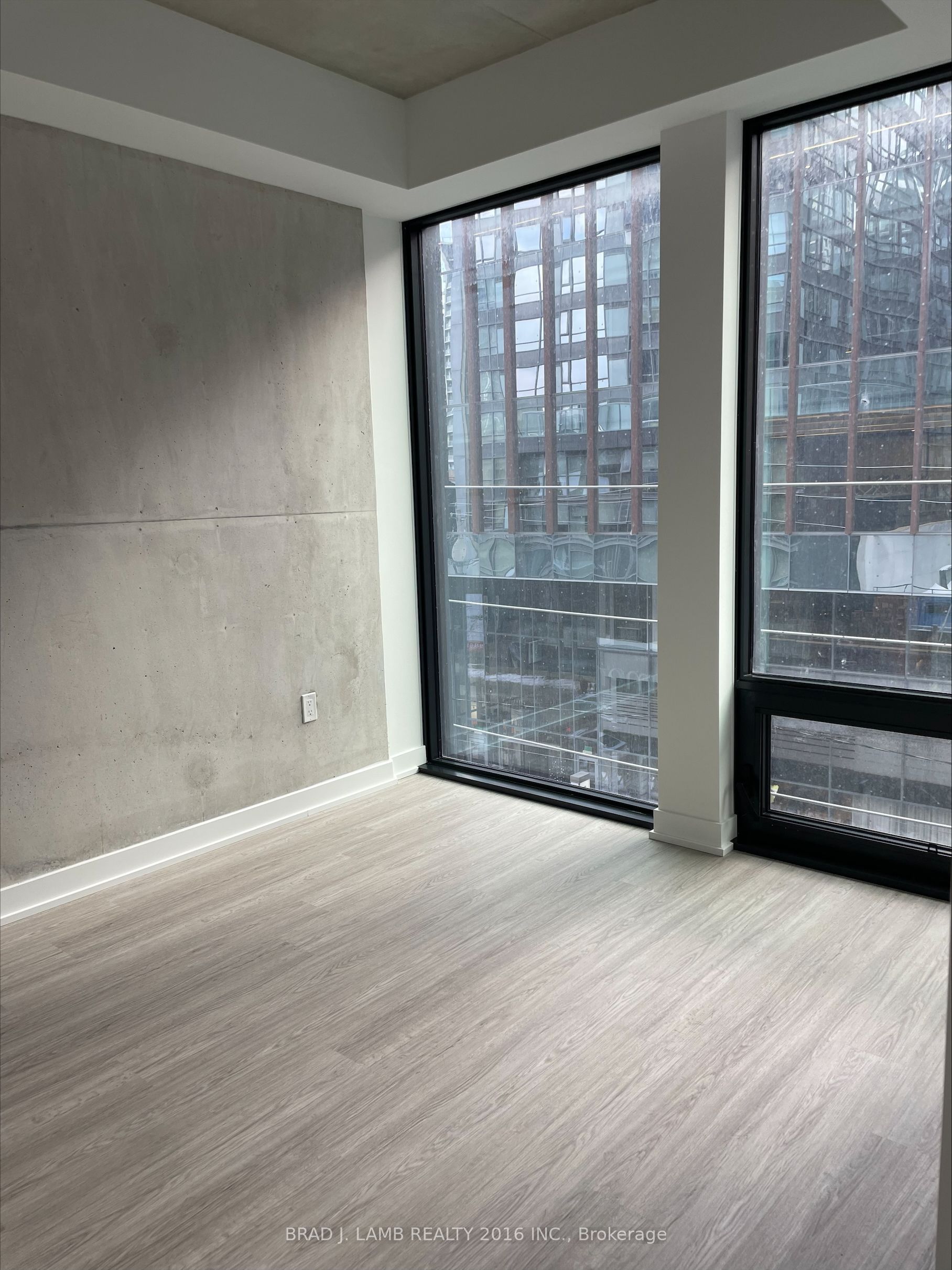 Additional image 4 of 303-284 King Street E, Toronto, ON, M5A 1K4