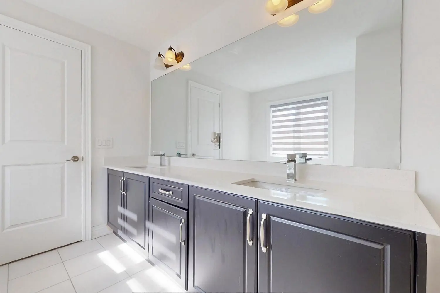 Additional image 6 of 33 Tiger Crescent