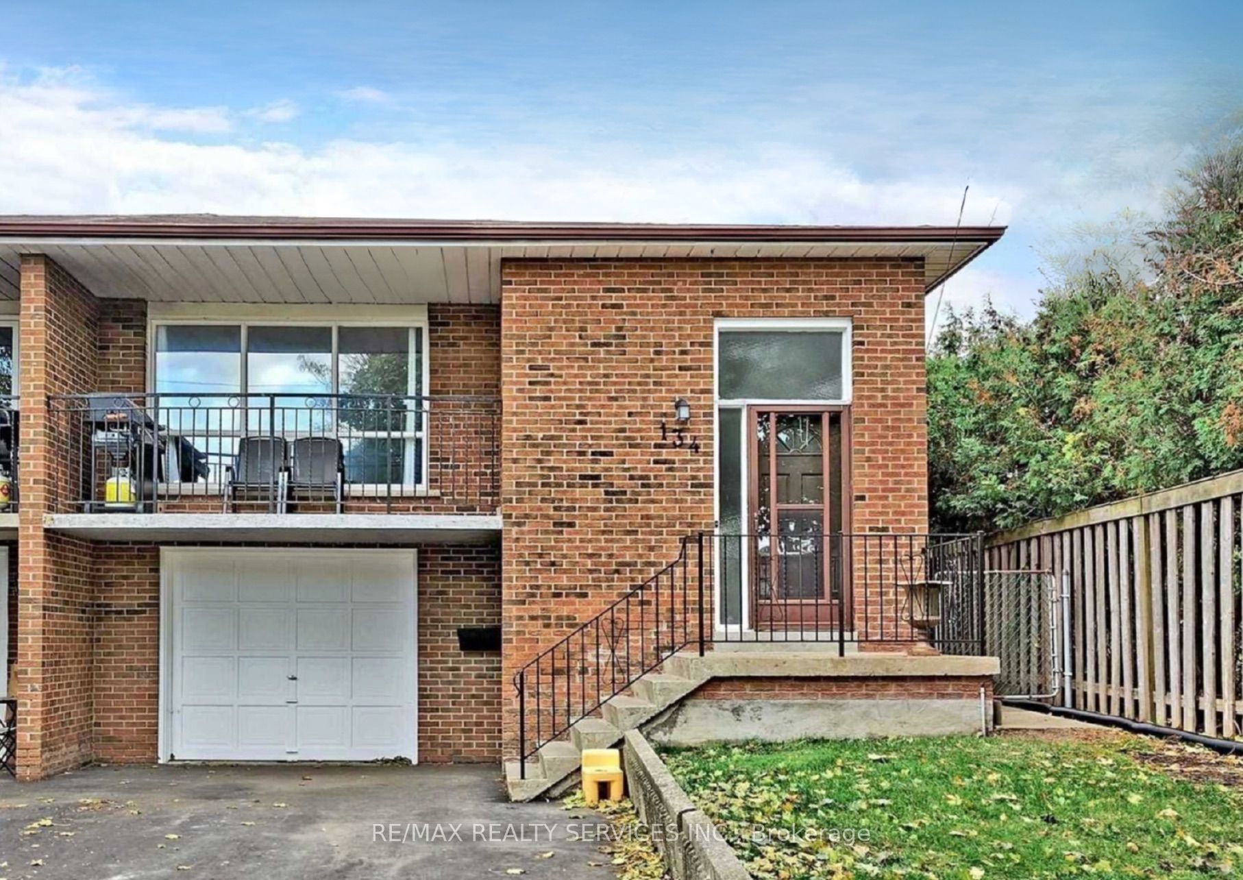 Main-134 Jade Crescent, Brampton, ON, L6S 3H8