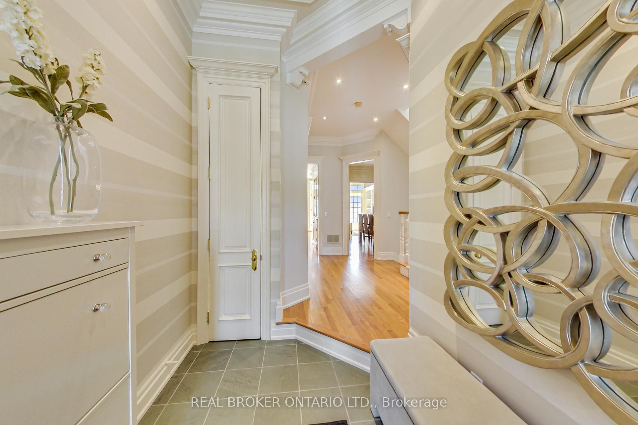 Additional image 3 of 21 Farnham Avenue, Toronto, ON, M4V 1H6