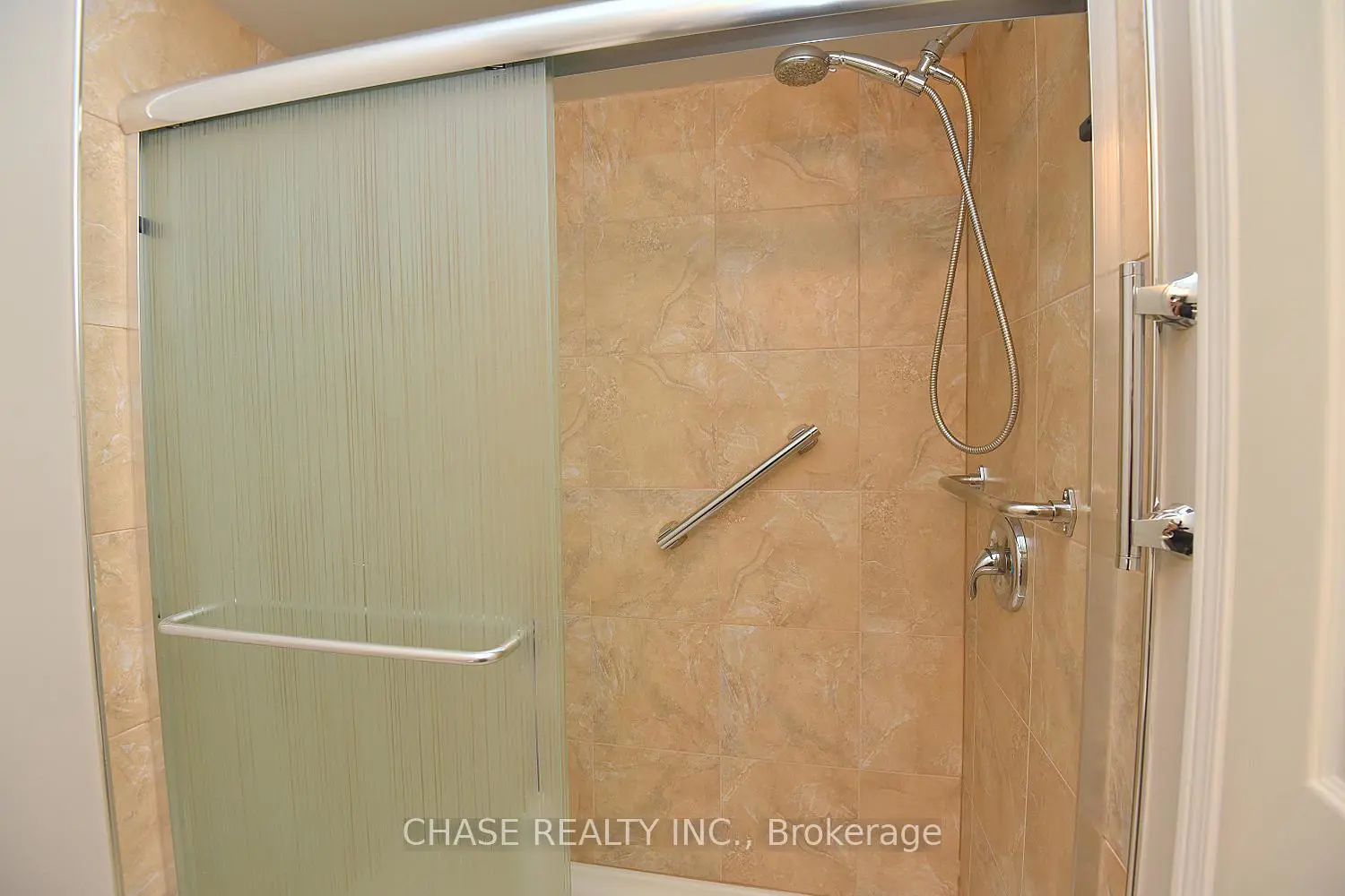 Additional image 13 of 157 Silverbirch Boulevard