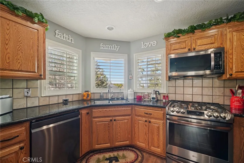 Additional image 22 of 5319 Desert View Dr, Wrightwood, CA 92397