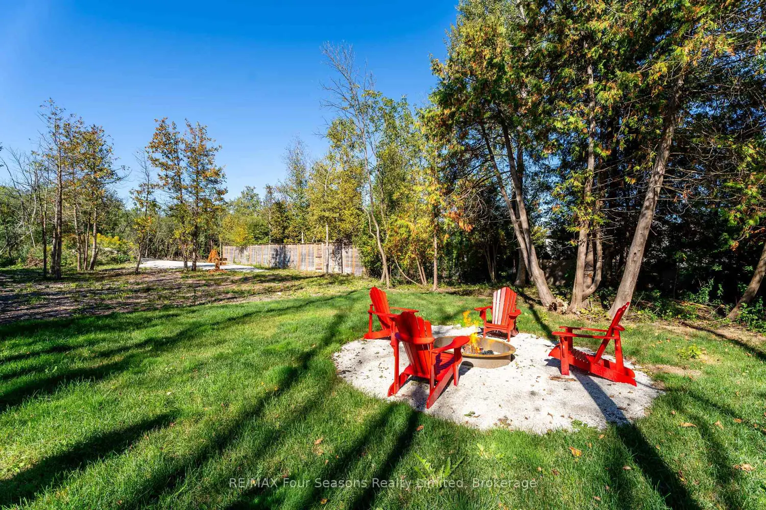 Additional image 4 of 9746 Beachwood Road