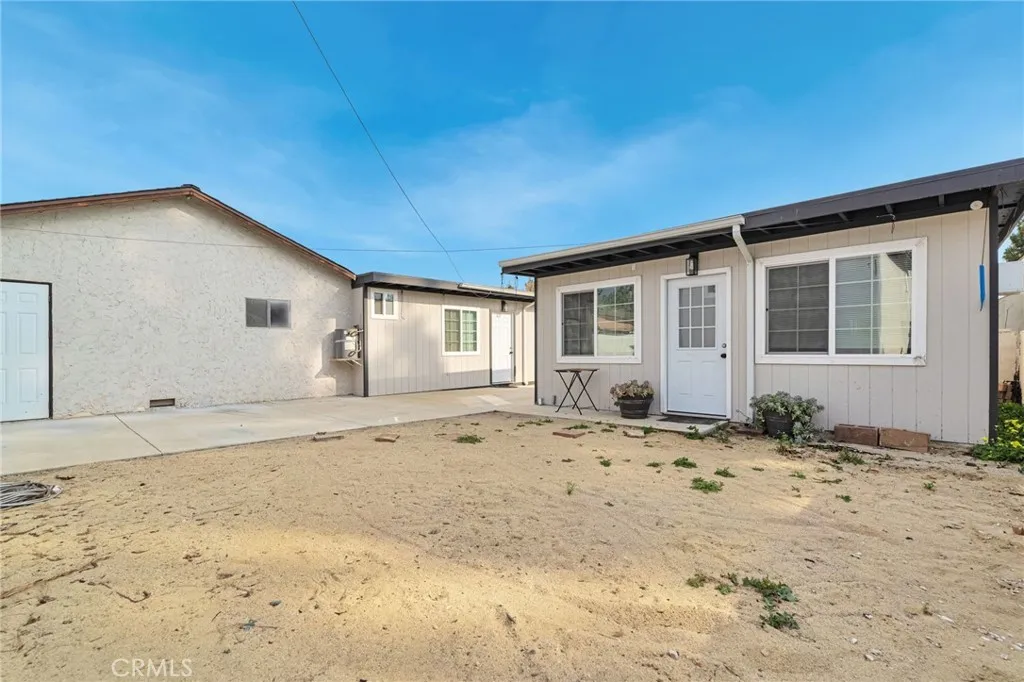 Additional image 76 of 70 W Claremont St, Pasadena, CA 91103