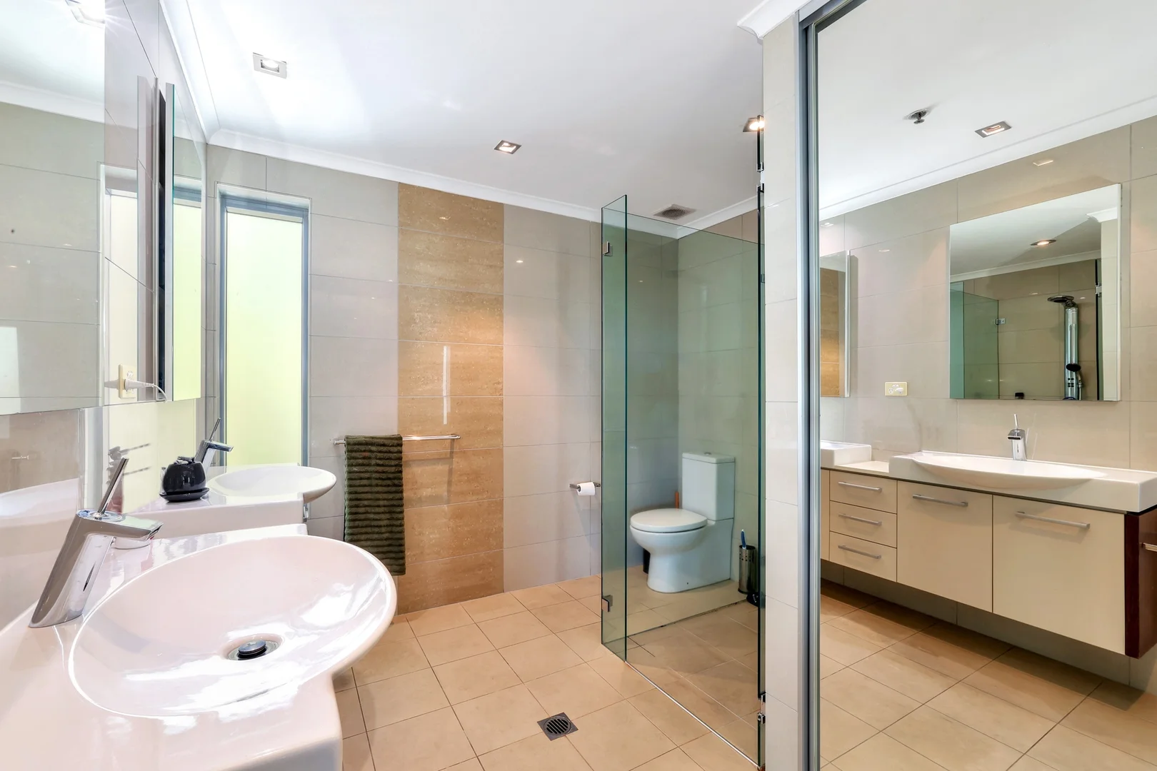 Additional image 12 of 208/130 Esplanade, Darwin City NT 0800