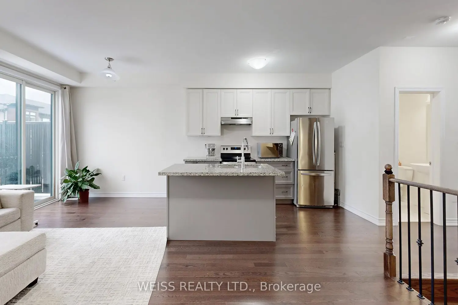 Additional image 6 of 6729 Thickson Road