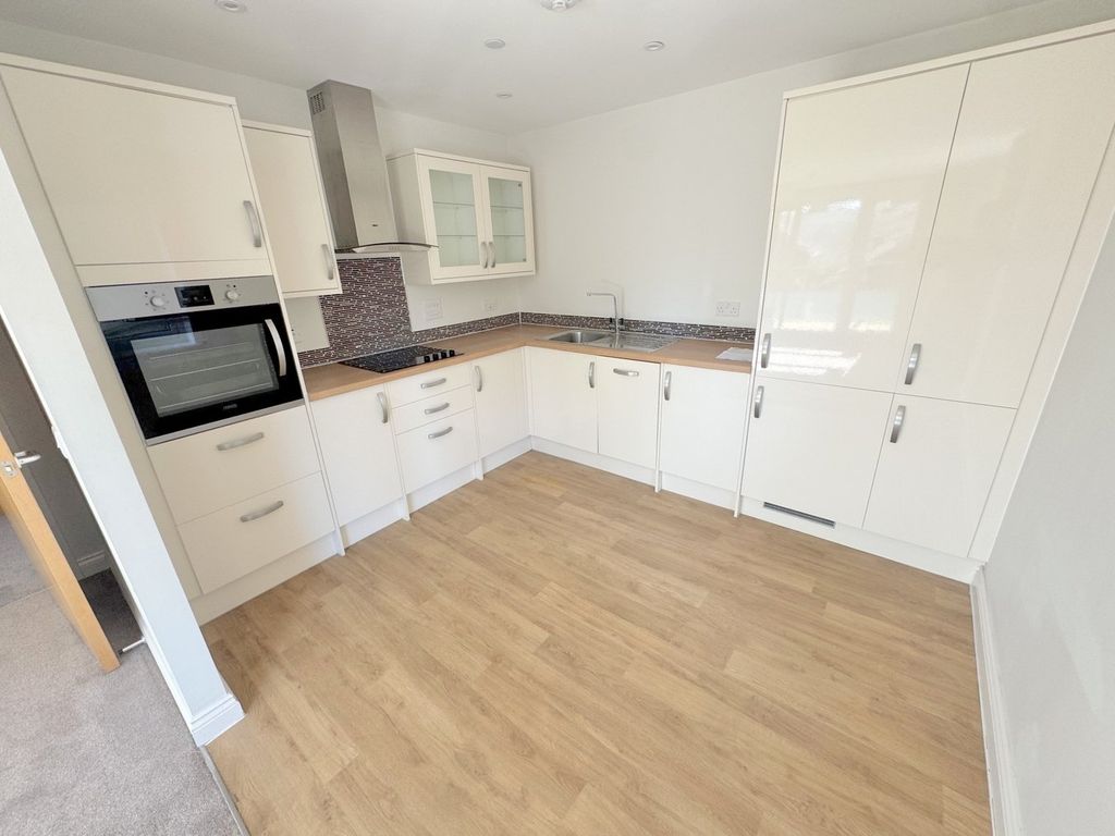 Additional image 8 of 1 bed flat for sale47 Parkstone Road, Poole BH15
