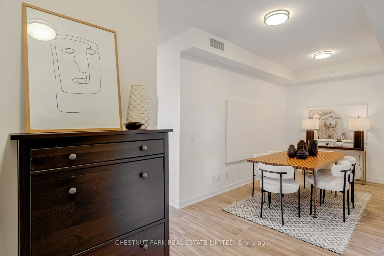 Additional image 8 of 840 Queen's Plate Drive 205