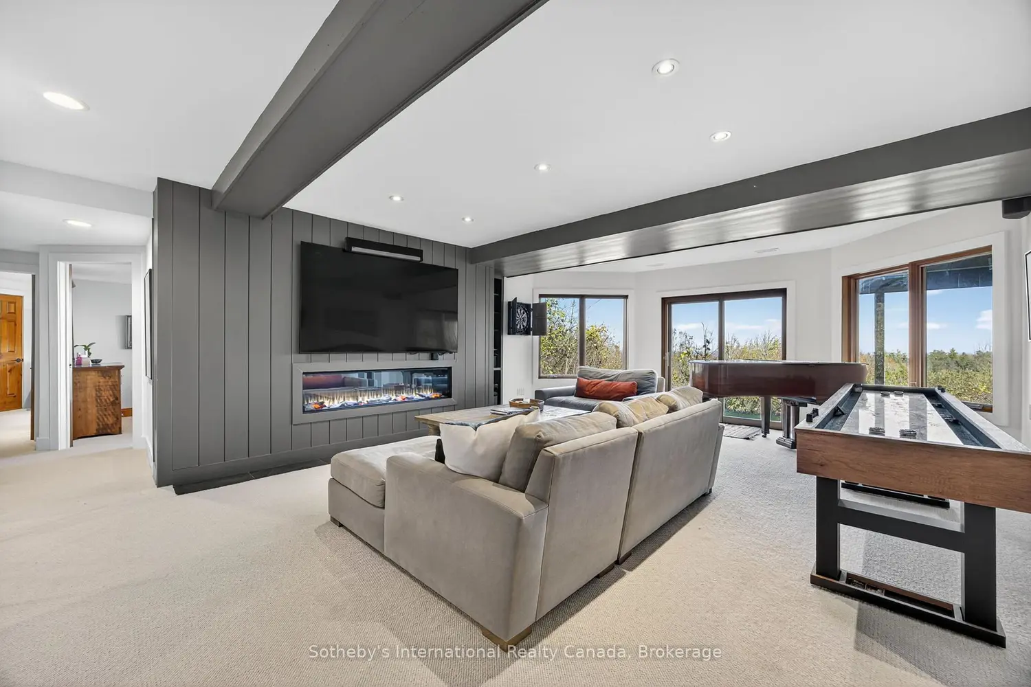 Additional image 13 of 589374 19 Grey Road