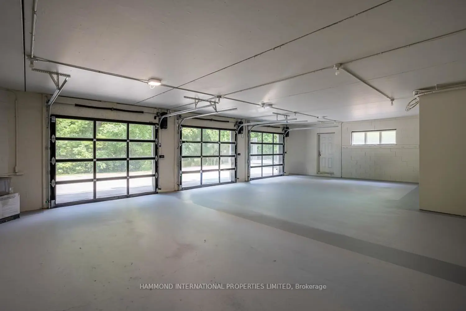 Additional image 16 of 35 Kingswood Drive