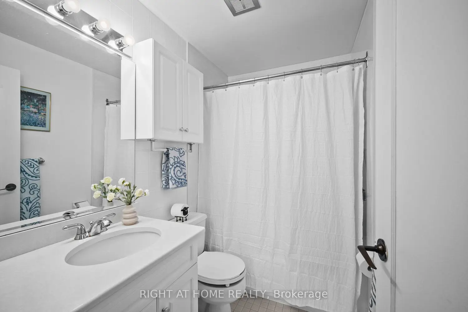 Additional image 14 of 1025 Richmond Road 1006