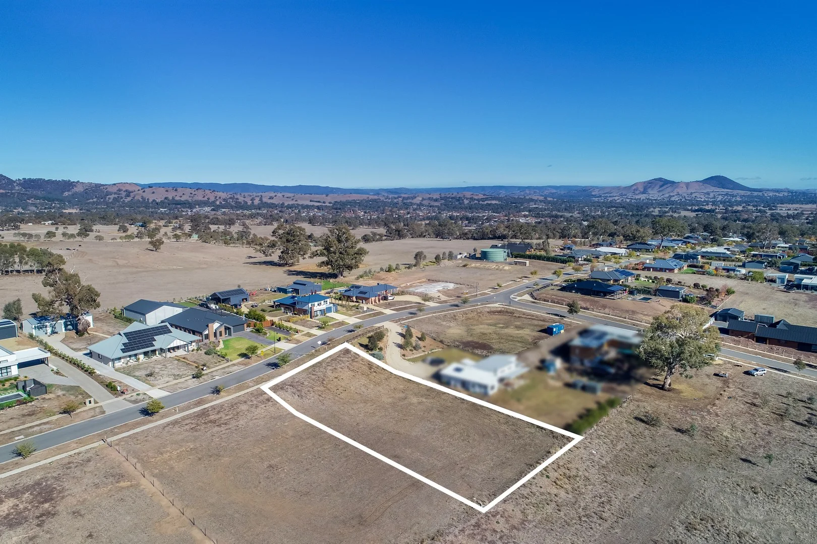 Additional image 3 of 69 Donovans Way, Mansfield VIC 3722