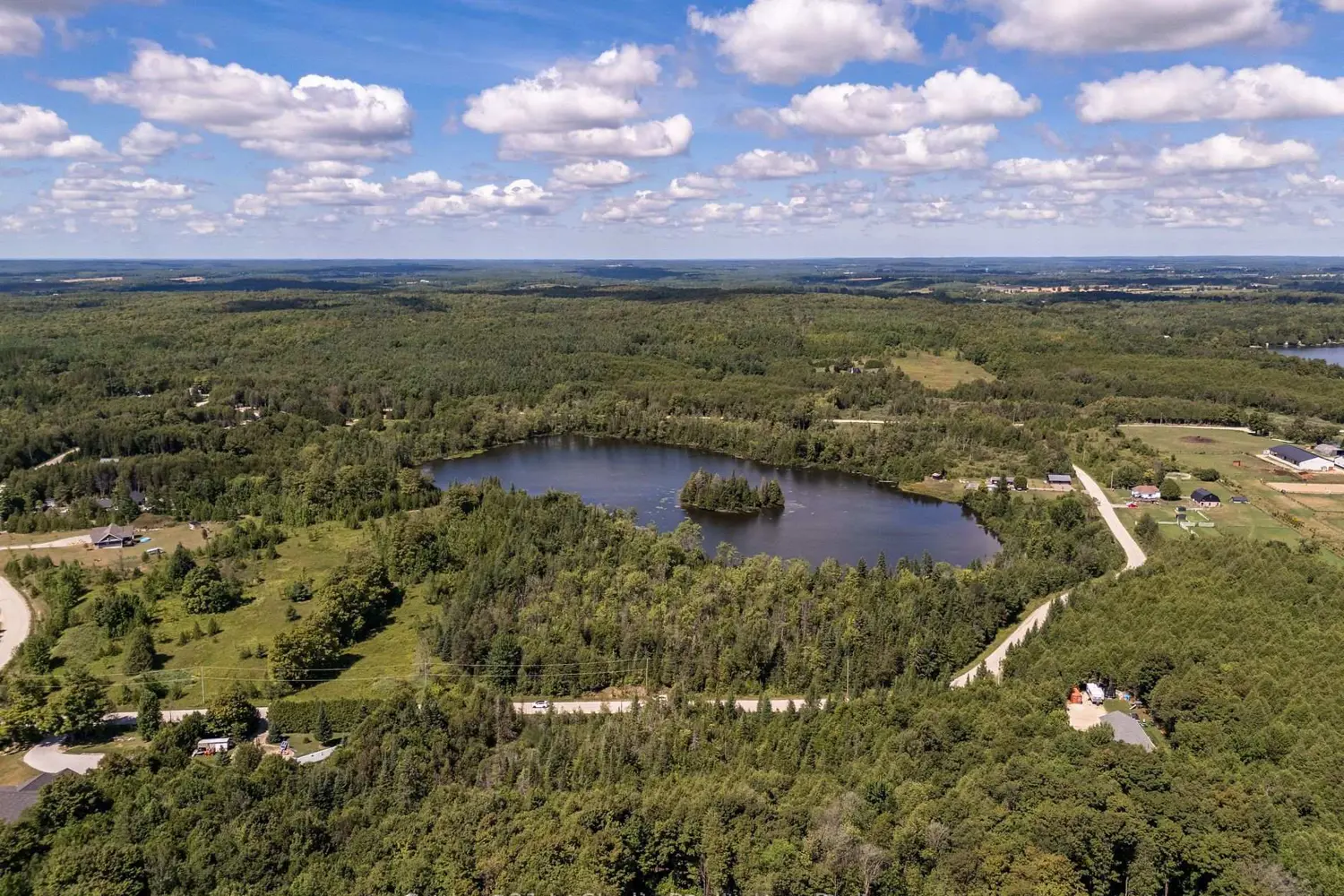 Additional image 5 of 49 Lake Drive