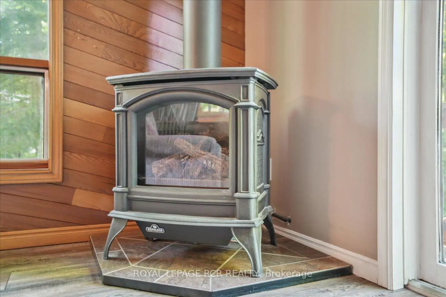 Additional image 8 of 859 Sixth Street