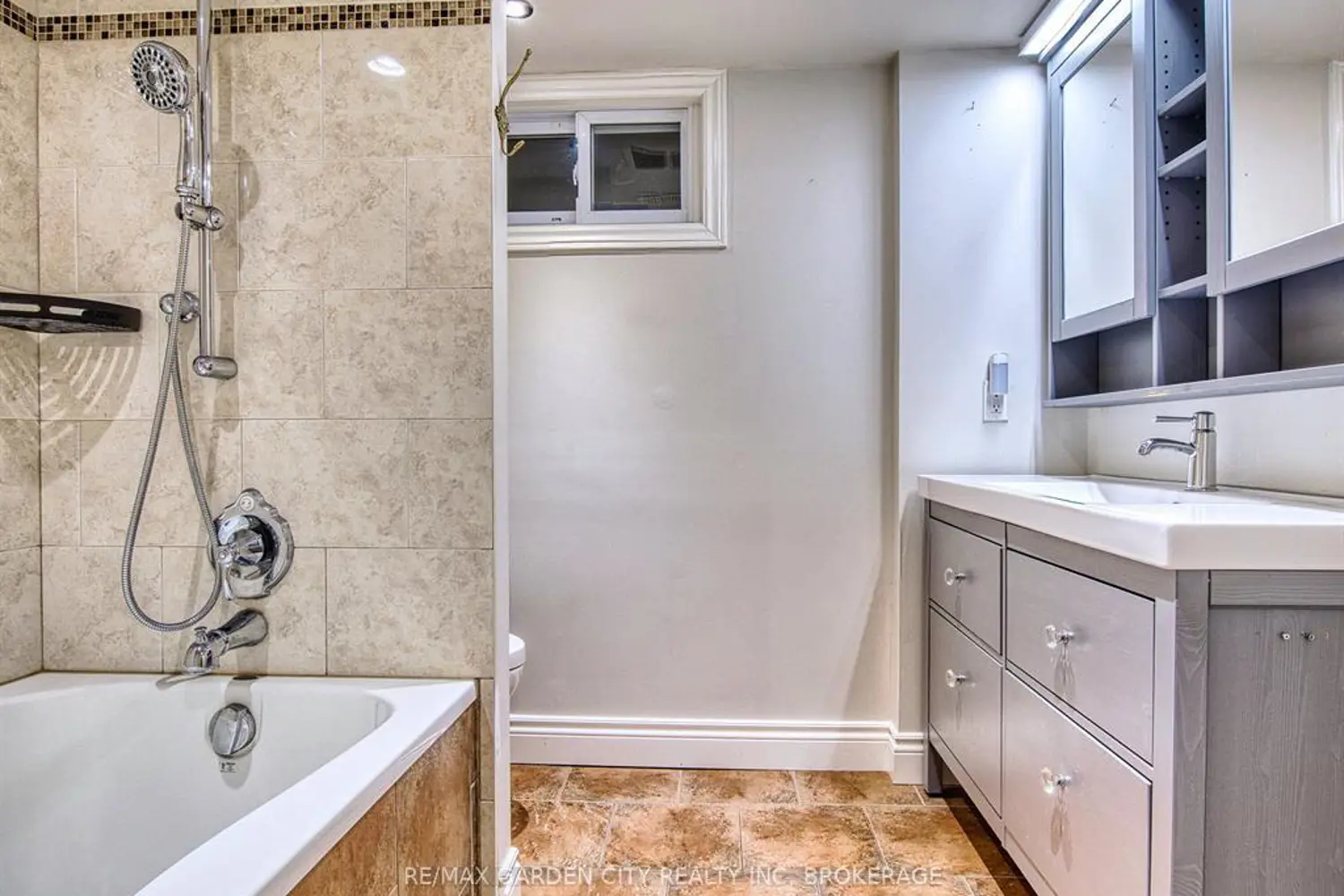 Additional image 17 of 15 Black Friars Road