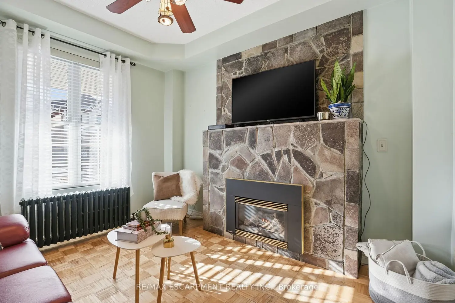 Additional image 4 of 81 Simcoe Street