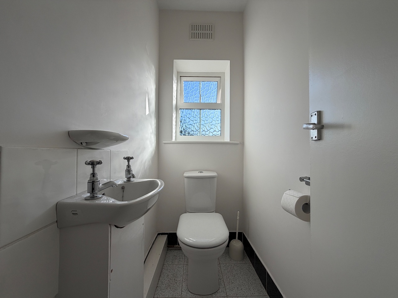 Additional image 15 of 3 Bed Semi-Detached House, Primley Park Garth, LS17, N1 7GU