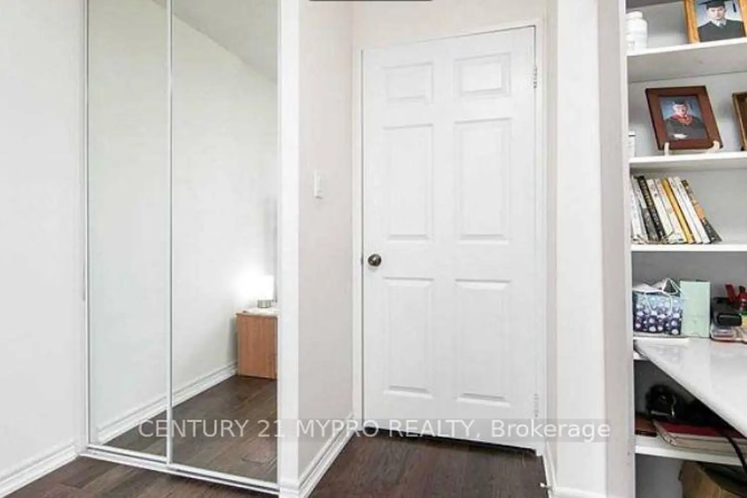 Additional image 4 of 28 Empress Avenue 2208
