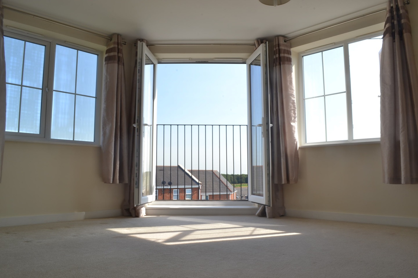 Additional image 4 of 2 Bed Flat, Waggon Road, LS10, N1 7GU