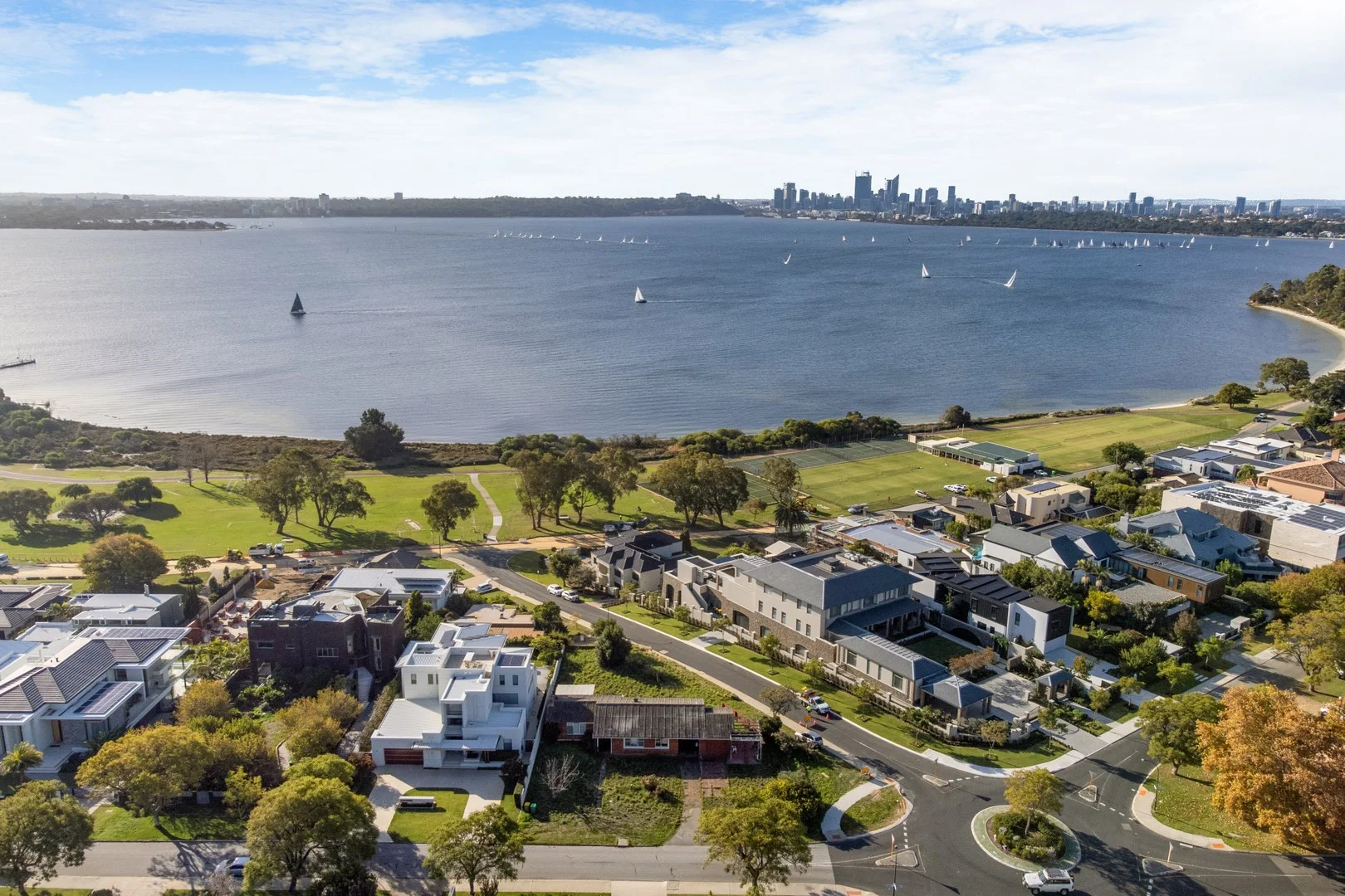 Additional image 2 of 76 Tweeddale Road, Applecross WA 6153