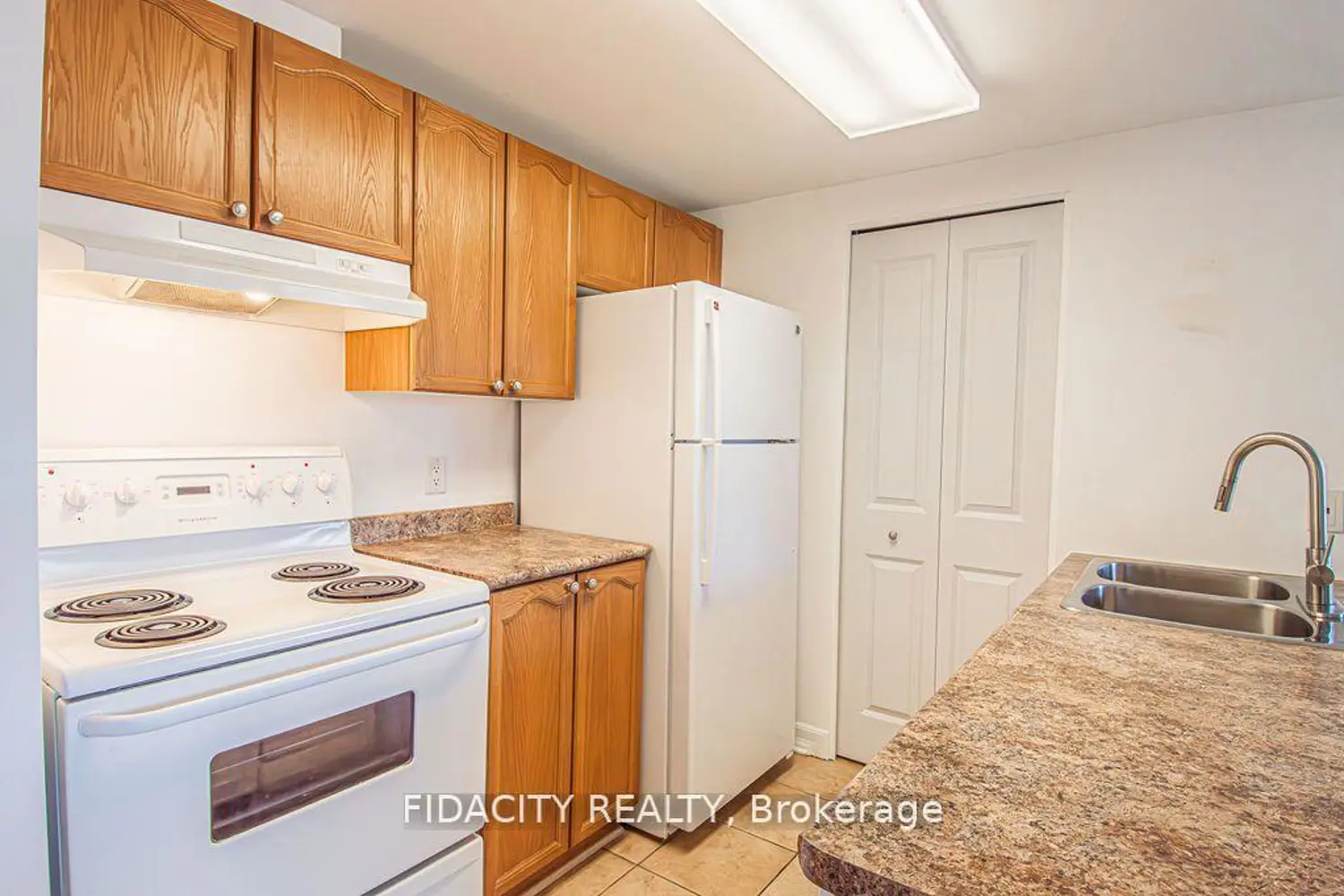 310 Central Park Drive 5L photo 4