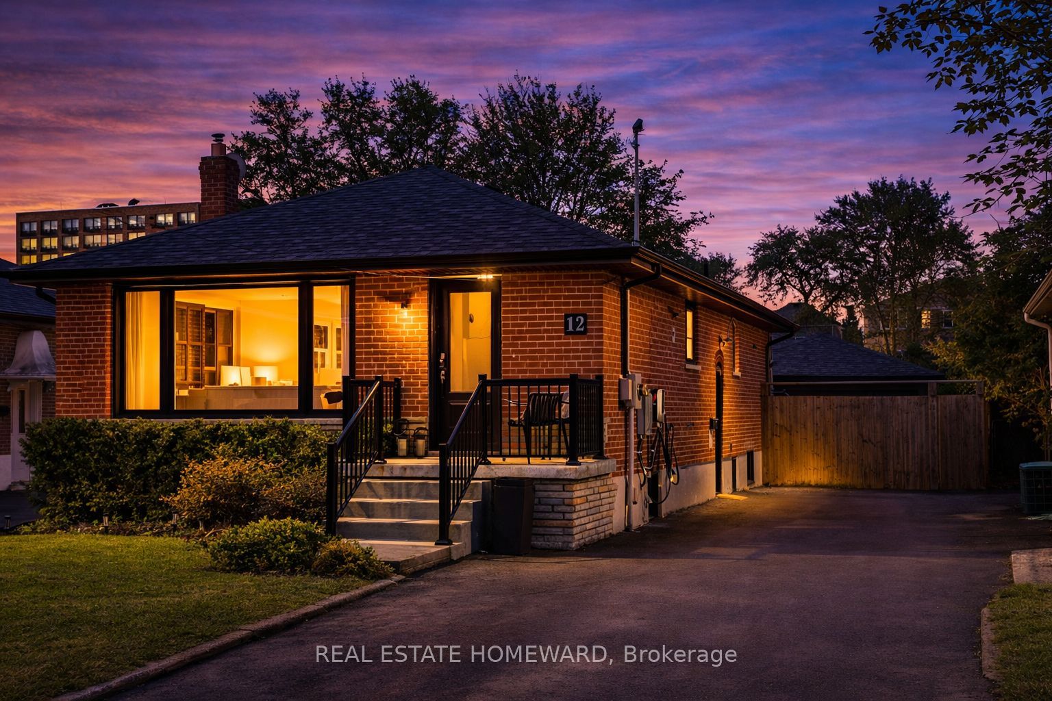 12 Elinor Avenue, Toronto, ON, M1R 3H2