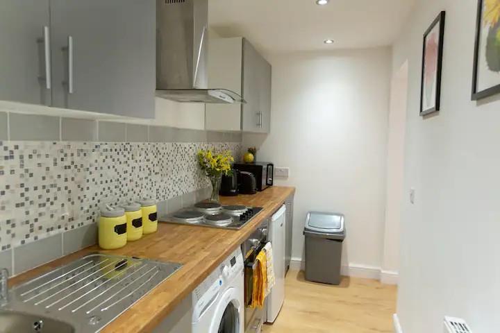 Additional image 5 of 1 Bed Flat, Cemetery Road, LS11, N1 7GU