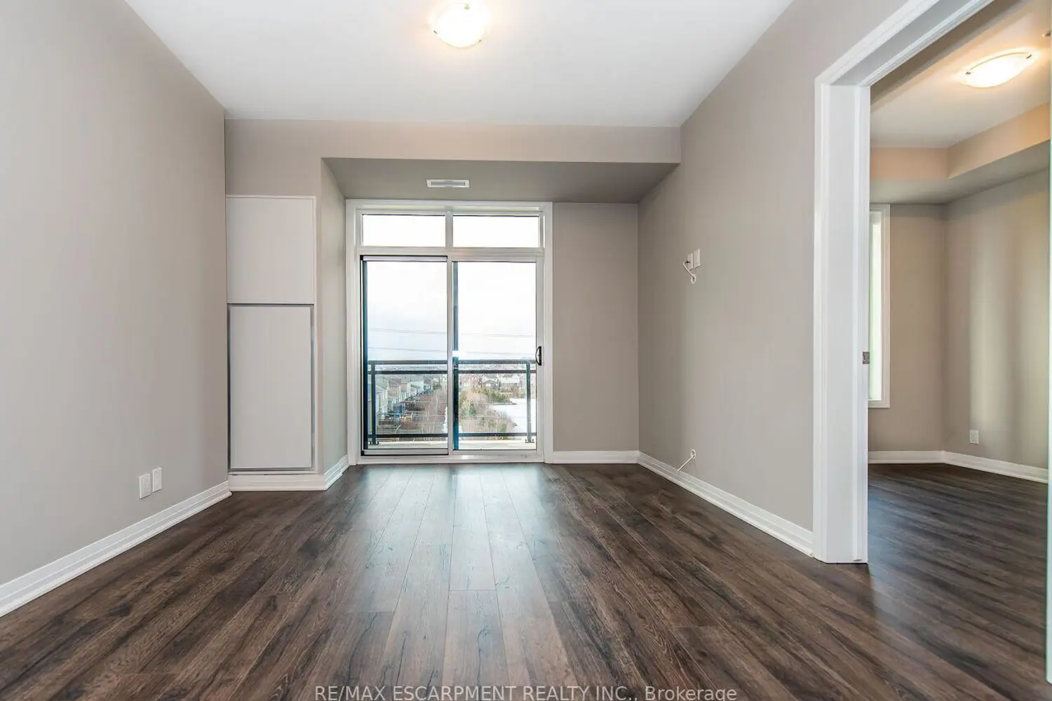 Additional image 11 of 1105 Leger Way 412