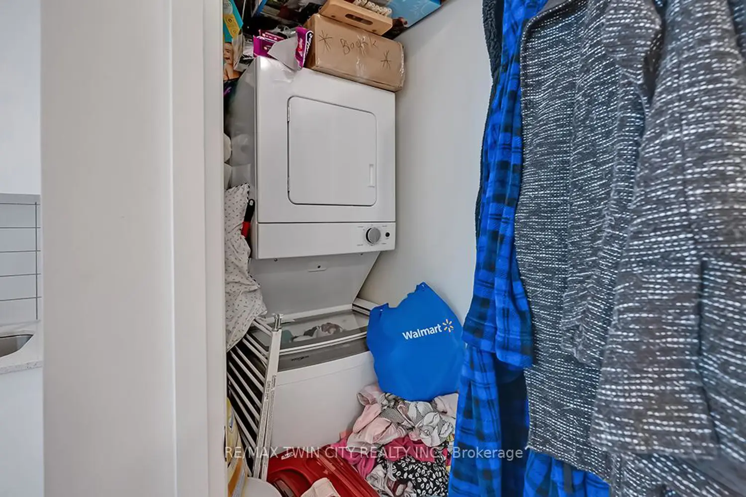 Additional image 15 of 509 Dundas Street # 415