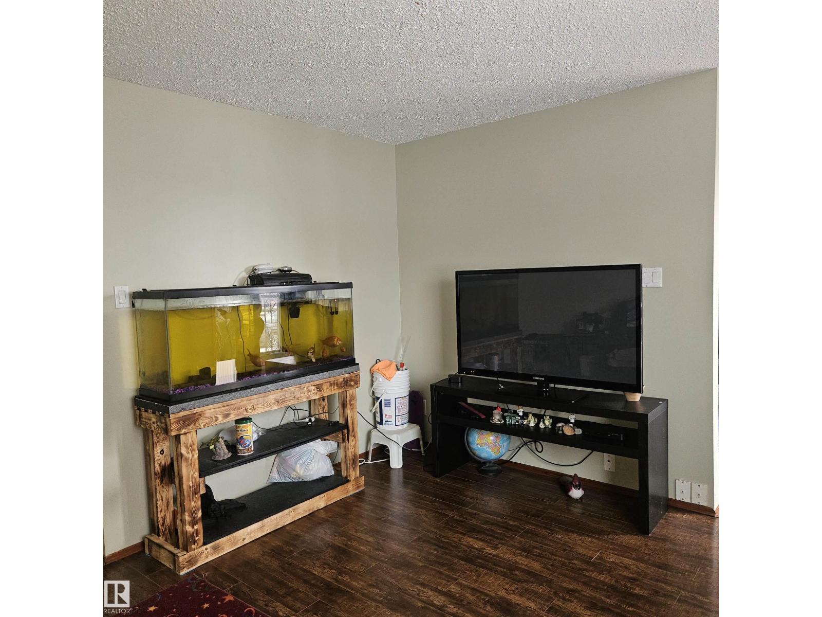 Additional image 3 of 8317 69 Avenue NW, Edmonton, AB, T6C0A1