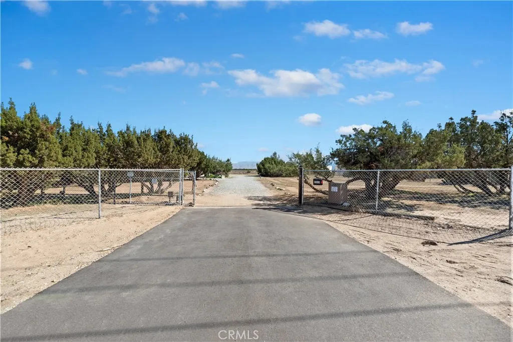 Additional image 91 of 7215 Kourie Way, Oak Hills, CA 92344