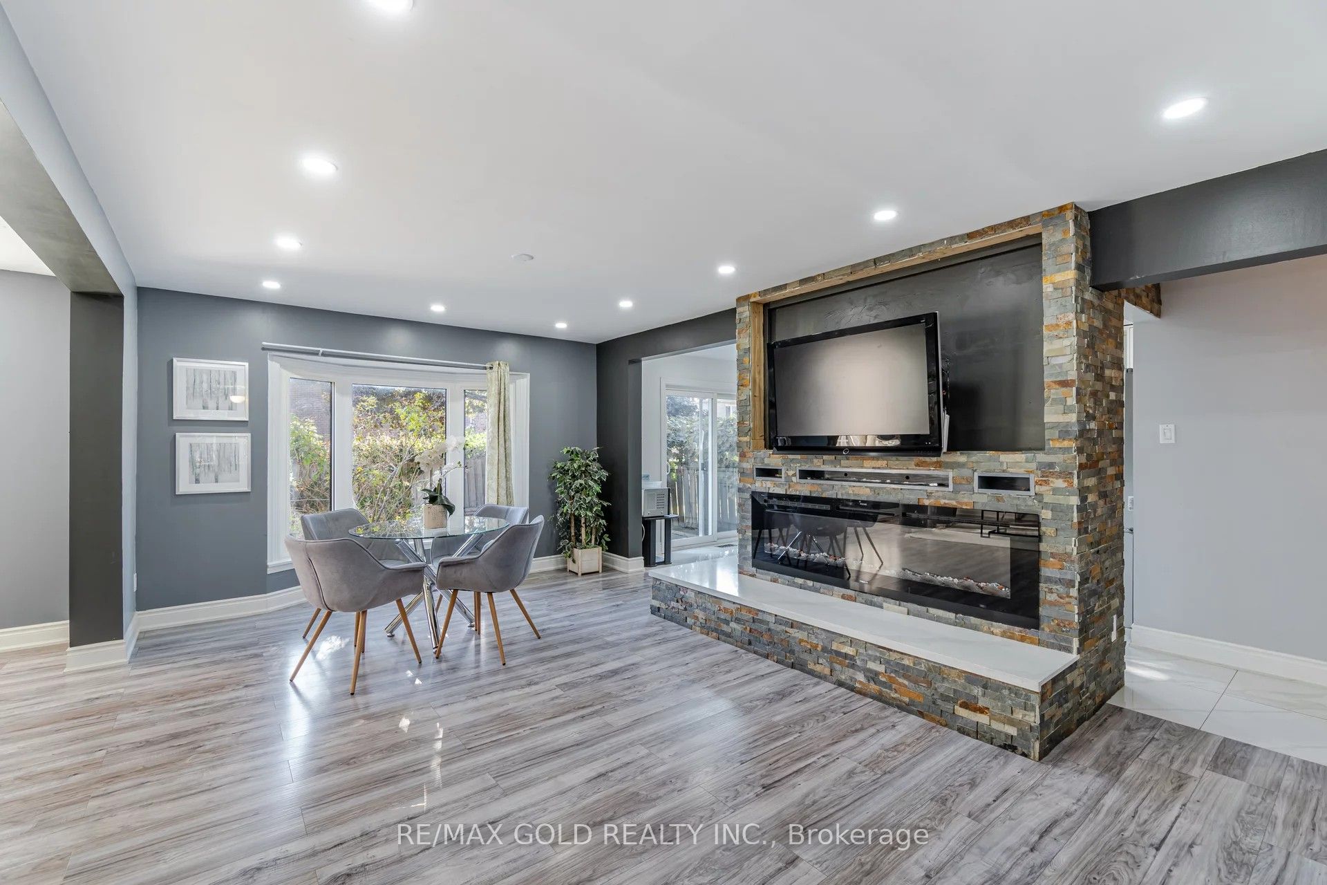 Additional image 4 of 21 Nottingham Crescent, Brampton, ON, L6S 4G3