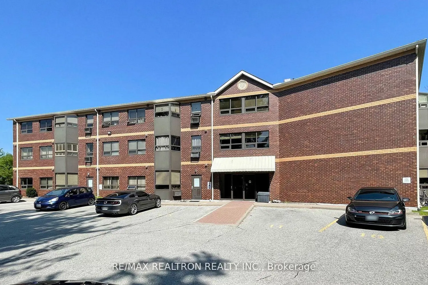 166 Olive Street 210 photo 2