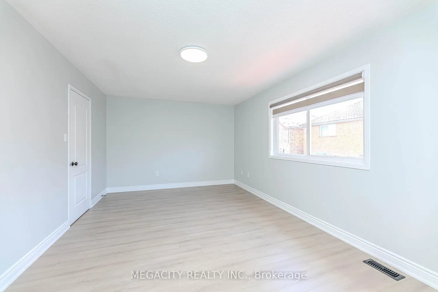 Additional image 12 of 6 Linderwood Drive