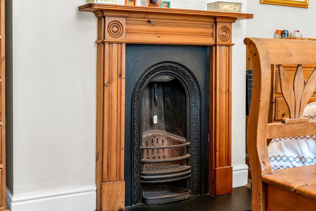 Additional image 23 of 3 bed semi-detached house for saleNorth Road, Hertford SG14