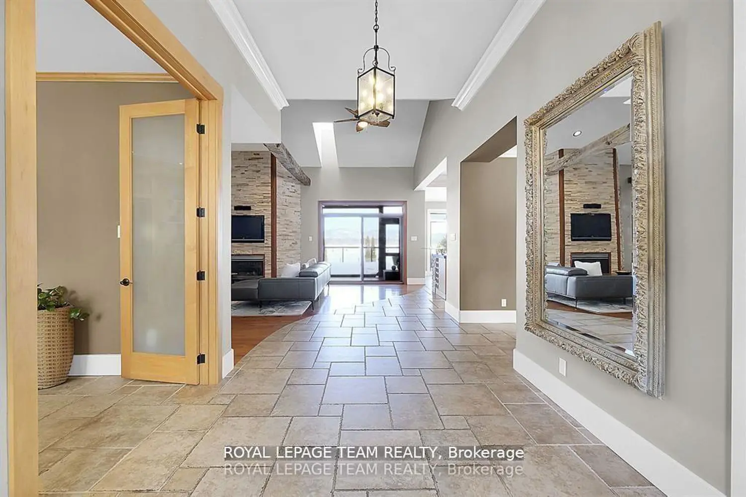 3886 Armitage Avenue photo 3