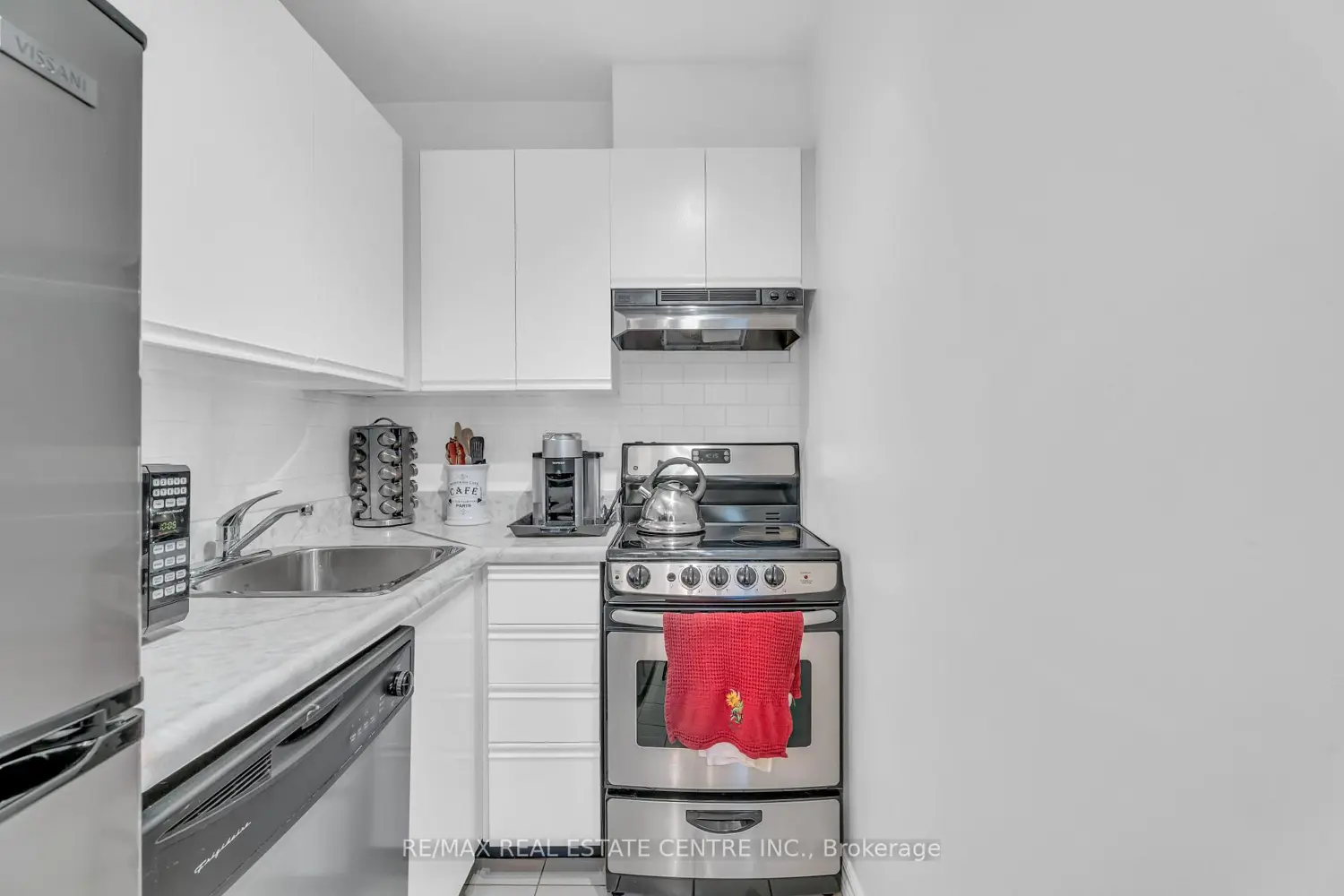 Additional image 12 of 55 Centre Avenue 2504