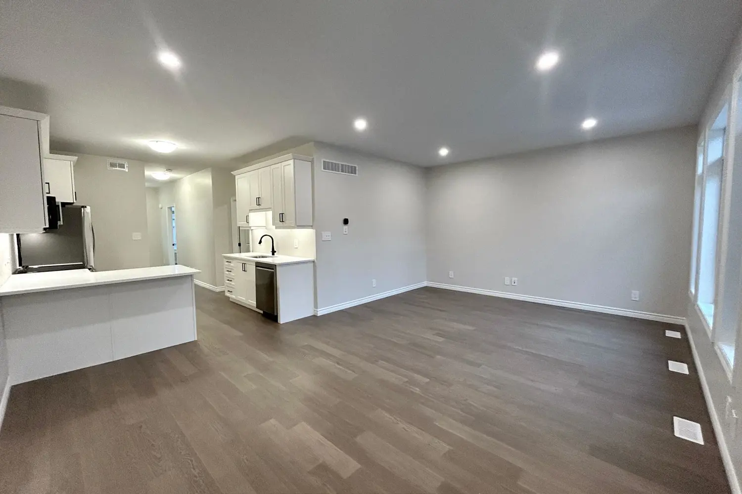 Additional image 11 of 83 Athabaska Drive